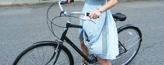 女性のためのスカートでも乗れる自転車選びのポイント